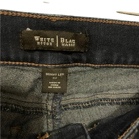 White House Black Market Dark Blue Skinny Crop - Picture 3 of 3